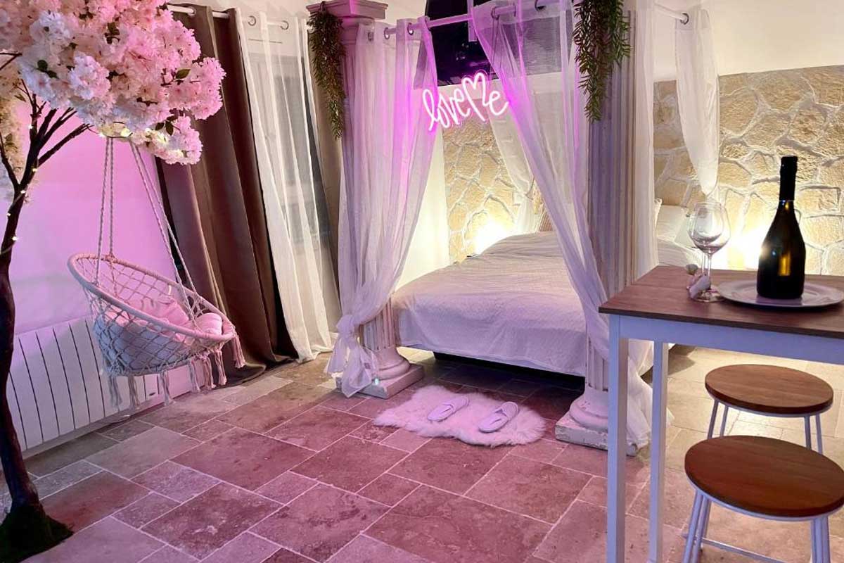 se-laisser-tenter-love-room-bordeaux