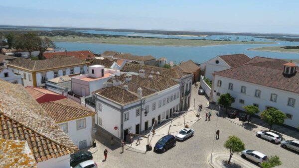 pourquoi-louer-voiture-visiter-faro-portugal